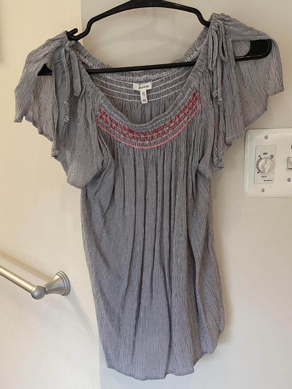 Maurices Gray Gauze Tie-Shoulder Peasant Top with Pink Embroidery